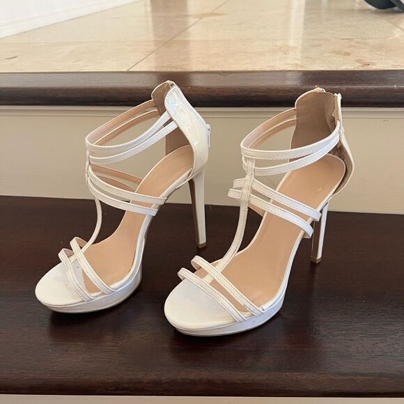 White Strappy Zip Up Heels Platforms - Picture 2 of 5